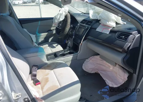 2015 Toyota Camry Le из США, поврежденный, VIN 4T4BF1FK6FR446839